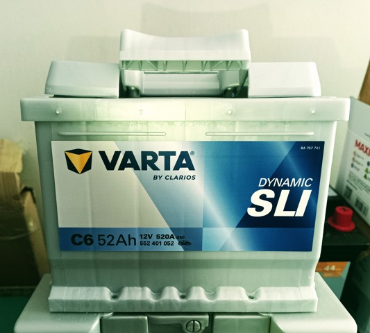 Авто акумулятор 552401052 VARTA