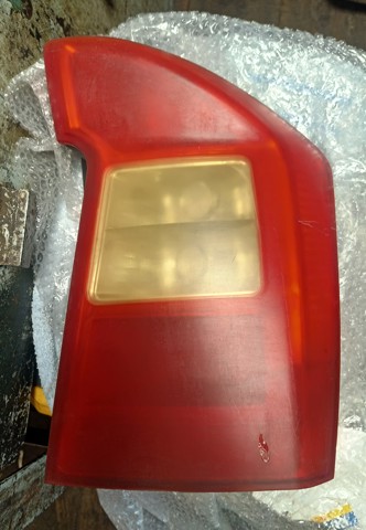 Задній правий стоп 924021D010 MARKET (OEM)