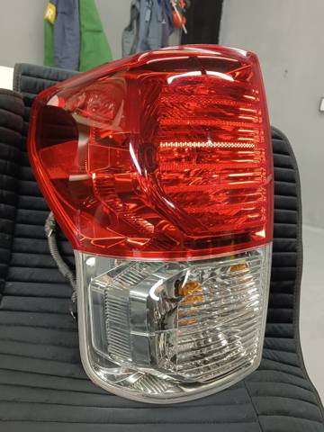 Задня ліва фара 815600C090 TOYOTA