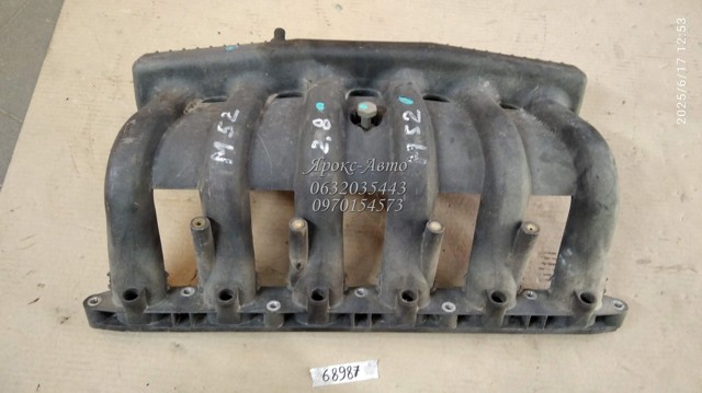 Колектор впускний 11611427618 BMW