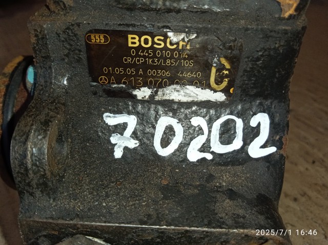 Насос паливний високого тиску A6130700001 BOSCH