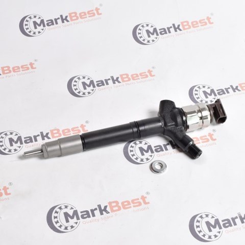 Форсунка дизельна в зборі, розпилювач + тримач MRB40422 MarkBest