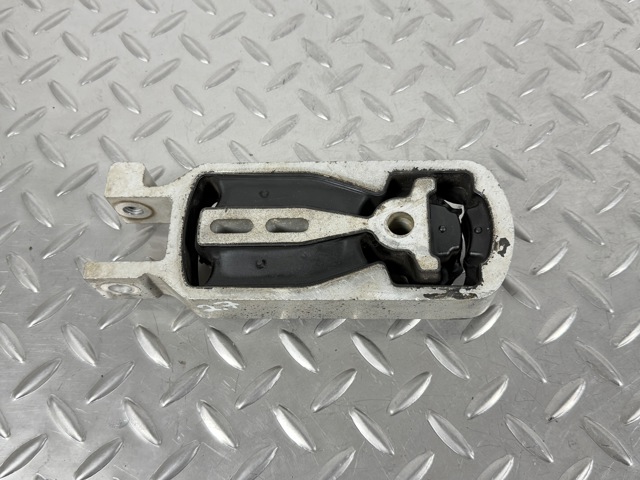 Задня подушка двигуна F2GZ6068A FORD