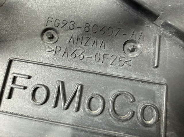 Дифузор радіатора охолодження, в зборі з мотором і крильчаткою FG9Z8C607B FORD