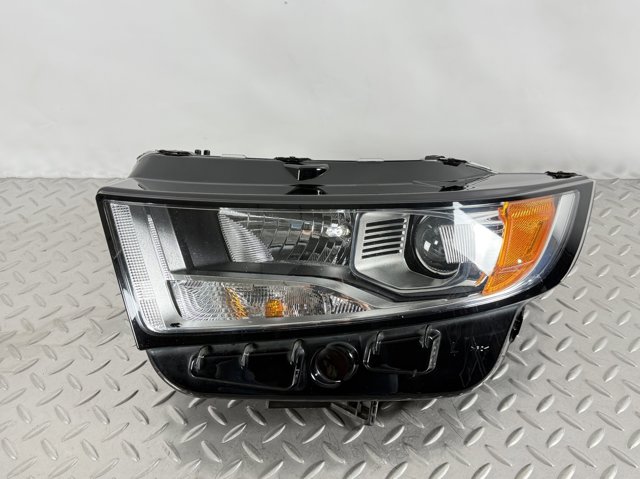 Фара ліва передня FT4Z13008F FORD