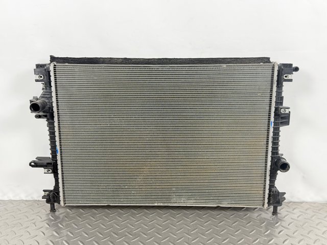 Радіатор водяний HG9Z8005A FORD
