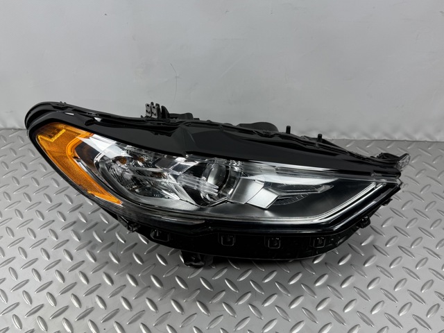 Фара передня права HS7Z13008D FORD