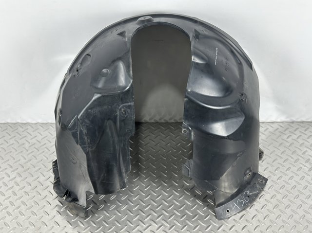 Підкрилок передній правий HS7Z16102E FORD