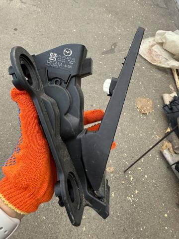Педаль газу (акселератора) BGAM41600 MAZDA