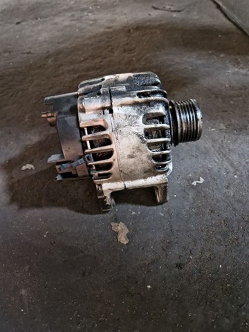 Авто генератор 231004554R RENAULT