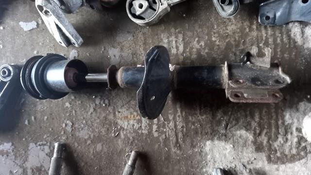 Стійка передня права 339029 KAYABA