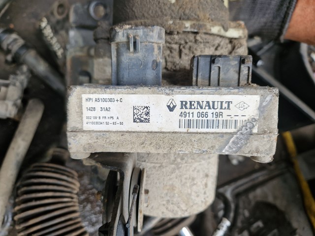 Насос ГУР (підсилювача керма) 491106619R RENAULT