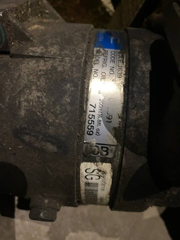 Компресор системи кондиціювання 715559 GM