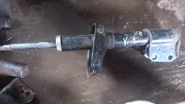 Стійка передня 8200675690 RENAULT