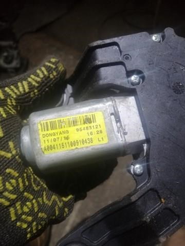 Склоочисник дверей задка 95483121 GM