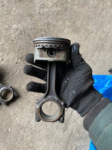 Поршень з пальцем без кілець, стандарт 96389106 GM