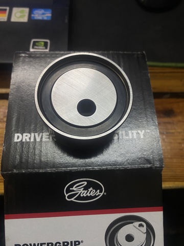Ролик натяжителя ременя газорозподілу T41155 GATES