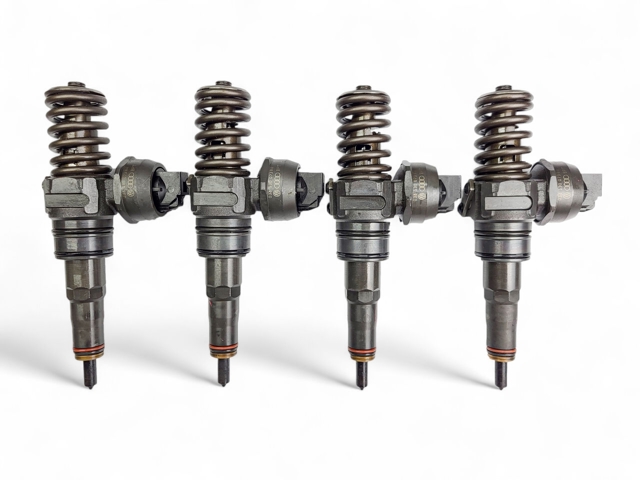 Форсунка вприску палива 038130073BQ VAG