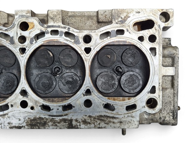 Головка блоку циліндрів 11040AU310 NISSAN