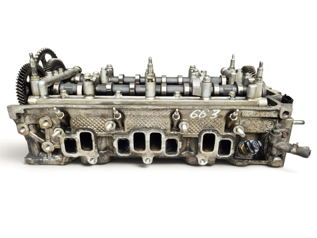 Головка блока циліндрів (ГБЦ) 12100RMAE00 HONDA