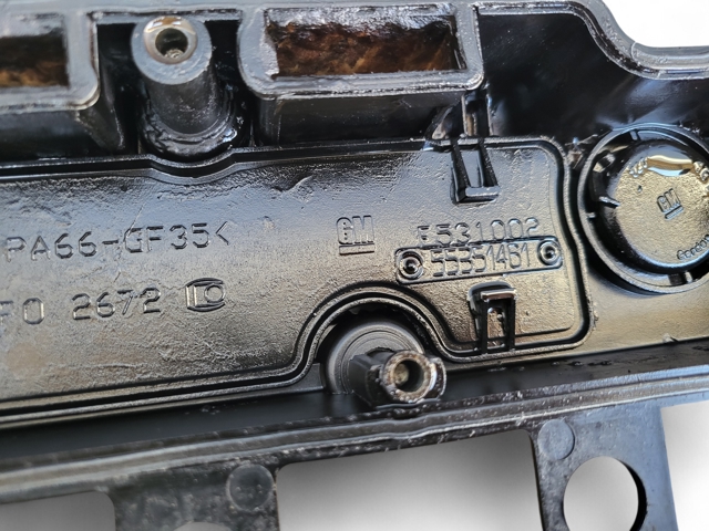 Кришка клапанів 55351461 OPEL