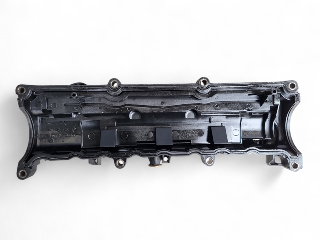 Кришка клапанів 8200379908 RENAULT