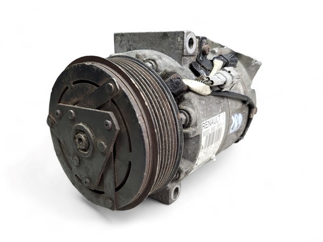 Компресор кондиціонера 8200890987 RENAULT