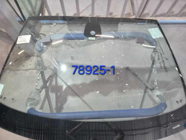 Автомобільне скло AB1501229A MARKET (OEM)