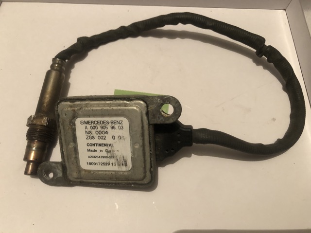 Датчик оксидів азоту NOX, задній 0009059603 MERCEDES