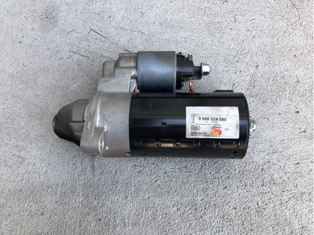 Стартер автомобільний 0986024590 BOSCH