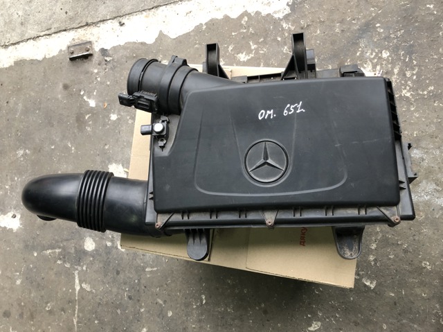 Корпус повітряного фільтра 4475280206 MERCEDES