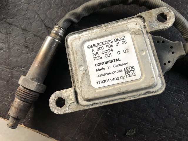 Датчик оксидів азоту NOX, задній A0009050108 MERCEDES