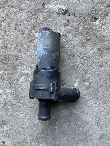 Водяний насос охолодження електро додатковий 0392020024 BOSCH