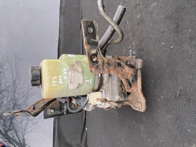 Насос гідропідсилювача 4M513K514CC FORD