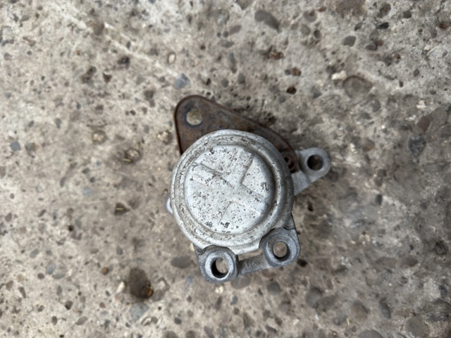 Права подушка двигуна 6G916F012CF FORD