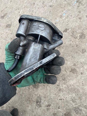 Насос вакуумний 84FB2A451AC FORD