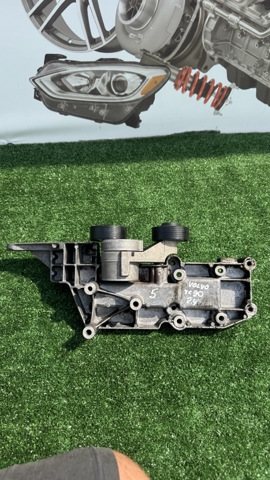 Кріплення генератора 8642196 VOLVO