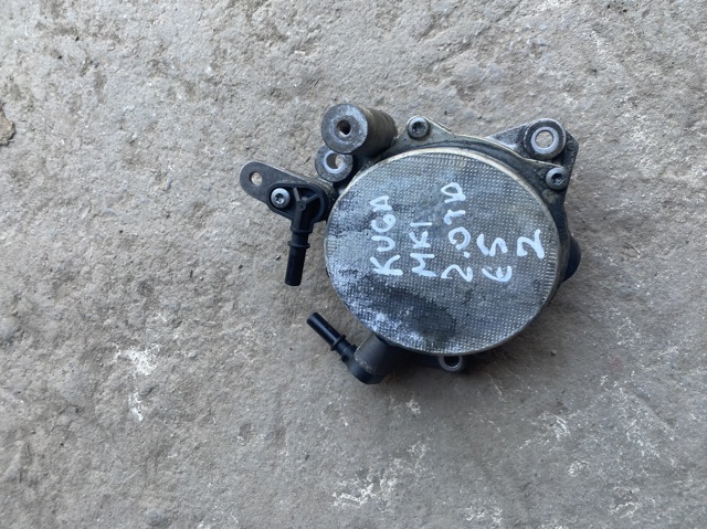 Насос вакуумний 9673836180 FORD