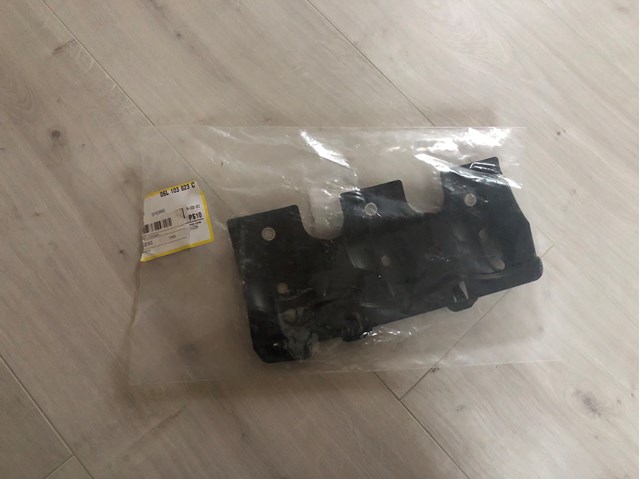 Масловідбивач піддону двигуна 06L103623C VAG
