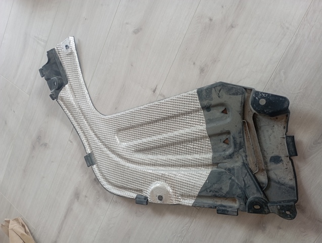 Захист днища, задній правий 51758091984 BMW