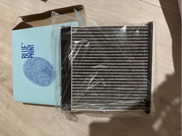 Фільтр, повітря у внутрішній простір Mitsubishi Pajero SPORT II