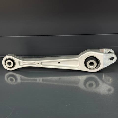 Важіль/тяга задньої підвіски подовжній нижній, правий TC5090284AD TCparts