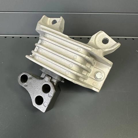 Права опора двигуна TC5147129AD TCparts