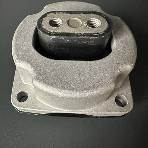Підвіска КПП TC68092519AA TCparts