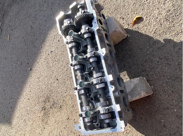 Головка блоку циліндрів 1110179266 TOYOTA