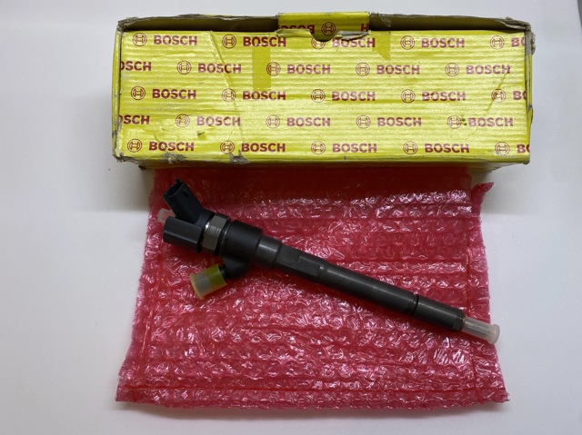 Форсунка паливна 0445110256 BOSCH