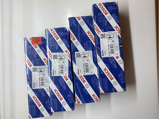 Форсунка паливна 0445110646 BOSCH