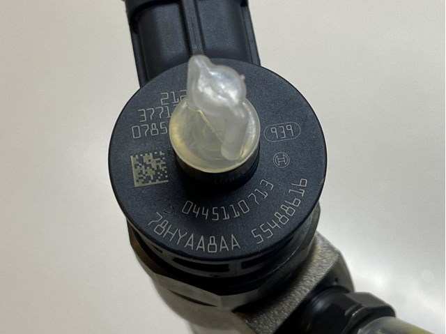 Форсунка паливна 0445110713 OPEL