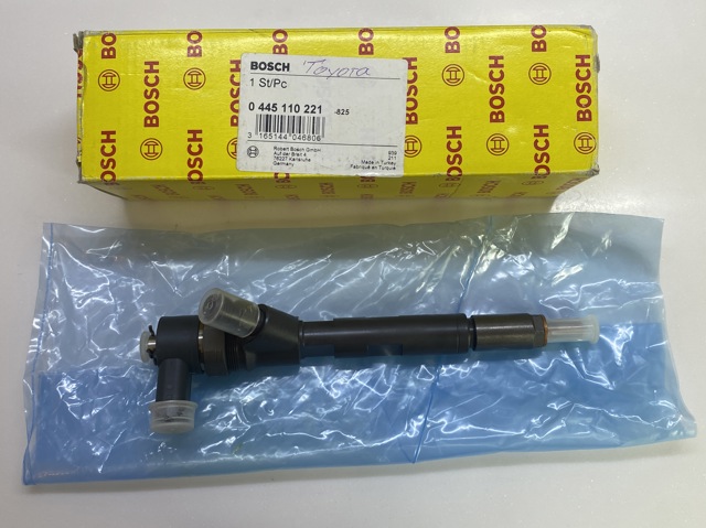 Форсунки електромагнітні 2367033040 TOYOTA