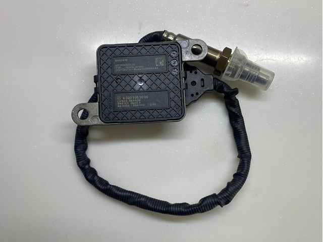 Датчик оксидів азоту NOX, передній A0009053009 MERCEDES
